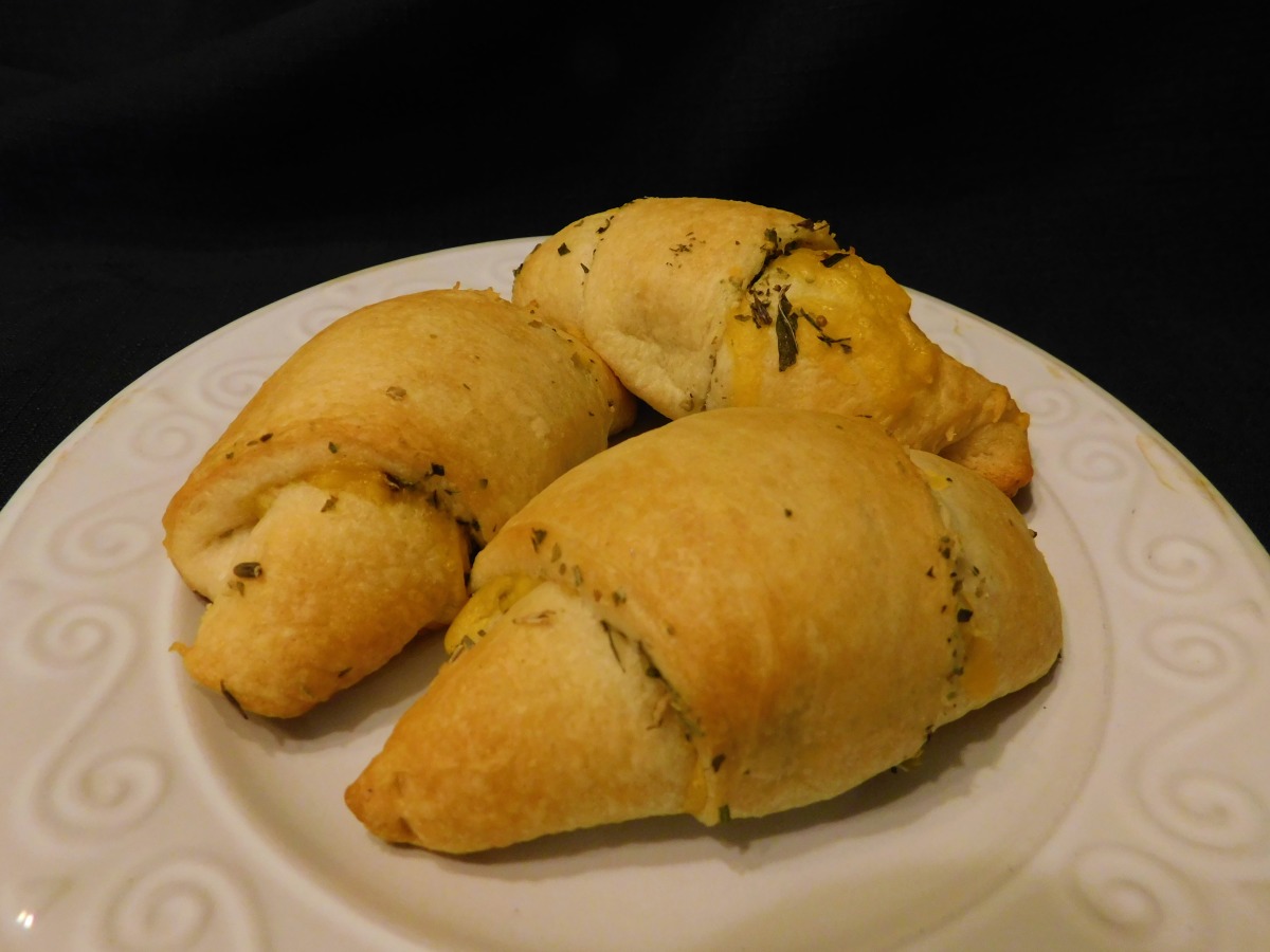 Cheesy Herbed Crescent Rolls